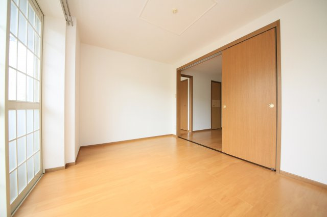 エルセランの洋室