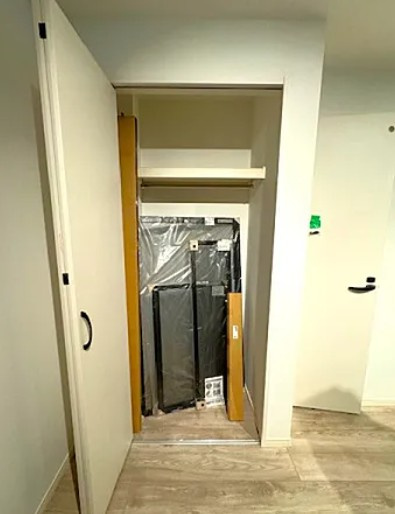 グランニール南浦和の玄関