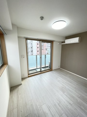 GranVitaの居間・リビング