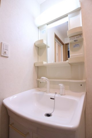 ＫＨＫコート板宿の洗面所