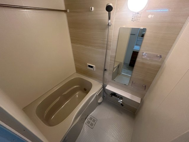 リヴェント福島野田の浴室