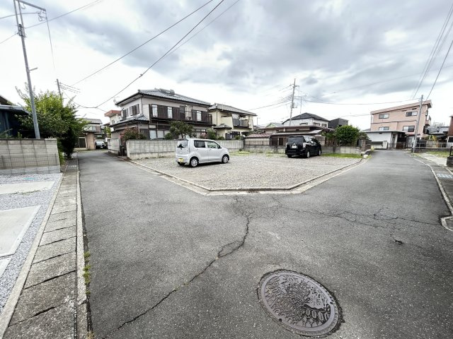 新築　高崎市井野町　GRAFARE　1号棟の前面道路含む現地写真|現地写真　東側接道幅員約4ｍ