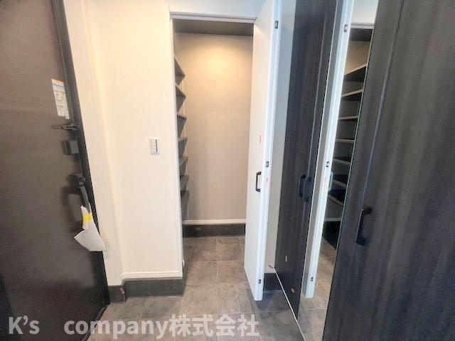 ◎茅ヶ崎市高田1丁目　新築戸建の収納|シューズクローク付き◇◇