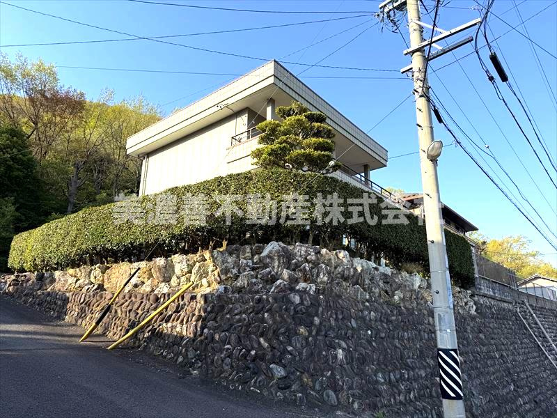６５２１４　岐阜市岩田坂中古戸建ての外観