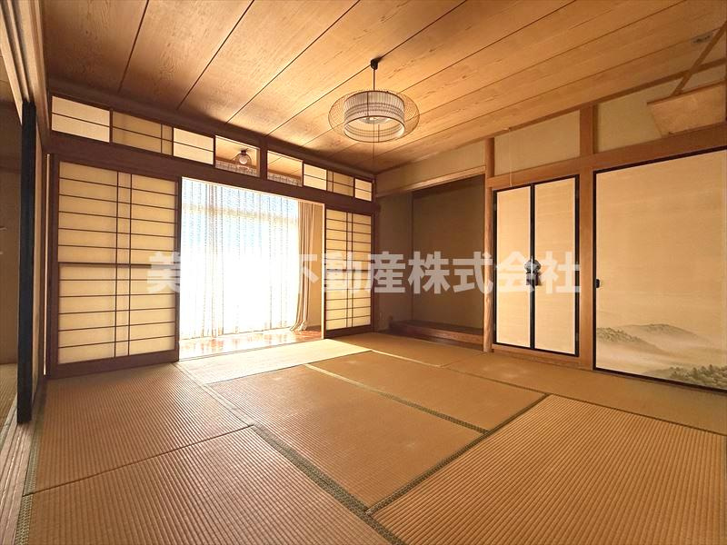 ６５２１４　岐阜市岩田坂中古戸建ての和室