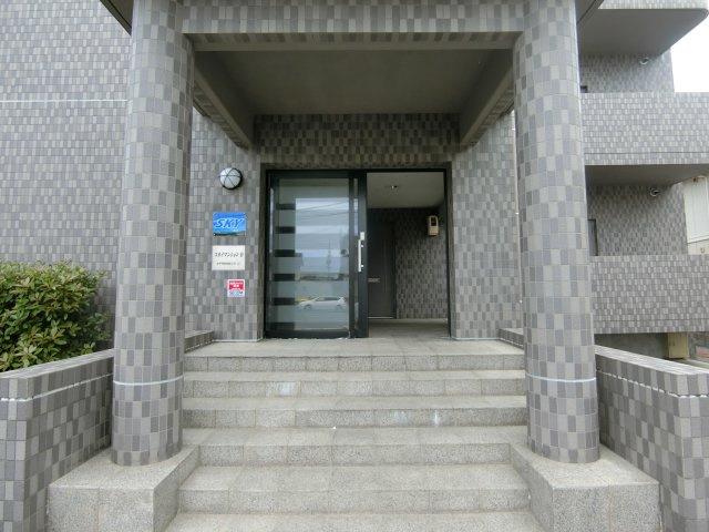スカイマンションDのエントランス