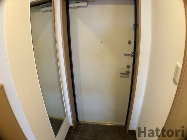 センターポイント吉志部の玄関