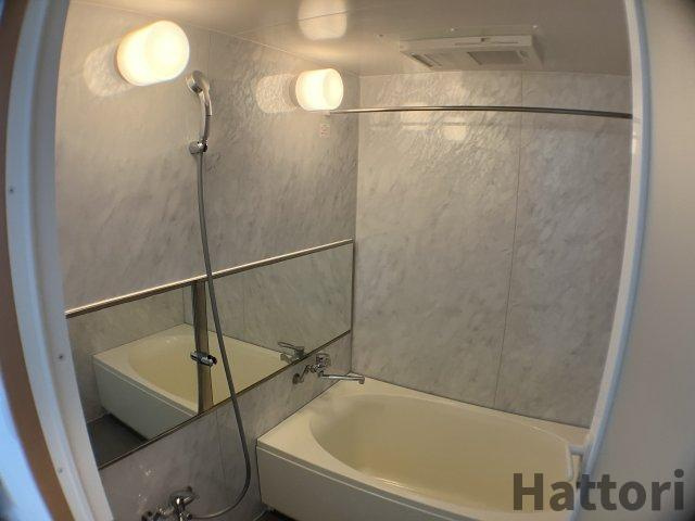 センターポイント吉志部の浴室