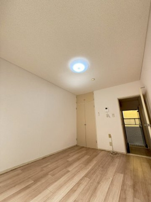 【寝室】 | プララT&H