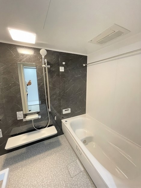 ヴェルディ広駅前ツインタワーの浴室|雨の日にうれしい浴室乾燥機付きのお風呂です。