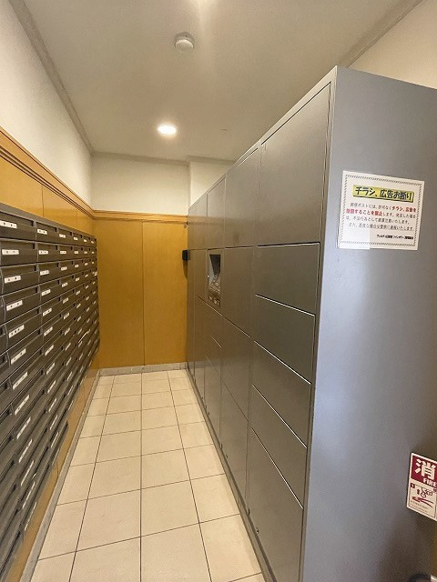 ヴェルディ広駅前ツインタワーのその他共用部分|便利な宅配ボックスも設置されています。荷物の受け取りなどに便利です。