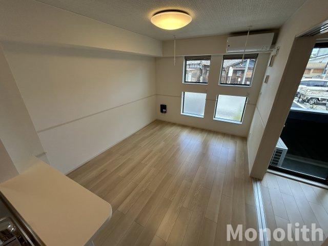 フォンターナ大町Ⅱ号館の居間・リビング