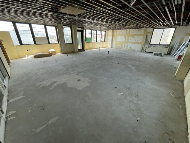 横山ビルの内装