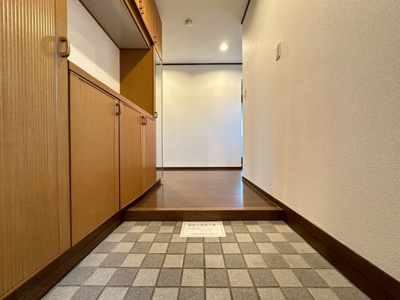 【玄関】 | ロイヤルプリンス