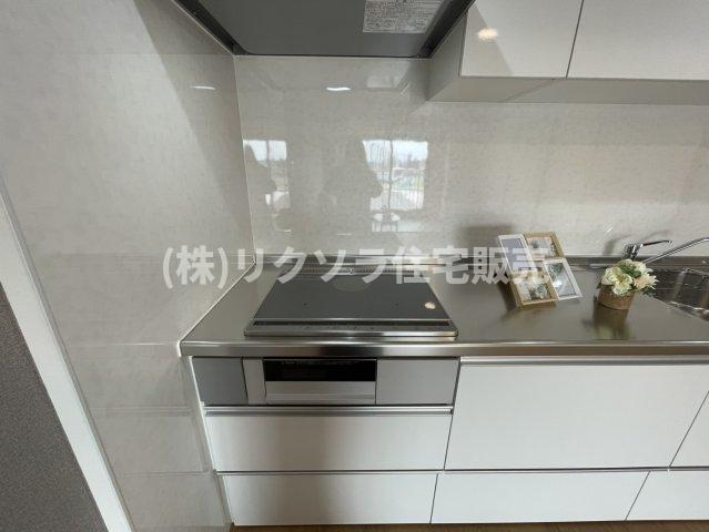 寝屋川サンハイツA棟のキッチン|キッチンのシンク
■物件内覧・資金計画相談・住宅ローン相談、リフォーム相談、お問合せ受付中■
※当日・翌日のご内覧、ご相談はお電話でのお問合せがスムーズです！