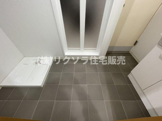 寝屋川サンハイツA棟の設備|IHクッキングヒーター
■物件内覧・資金計画相談・住宅ローン相談、リフォーム相談、お問合せ受付中■
※当日・翌日のご内覧、ご相談はお電話でのお問合せがスムーズです！