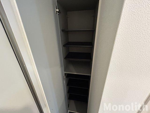 ジーメゾン岸和田ラクセルの収納