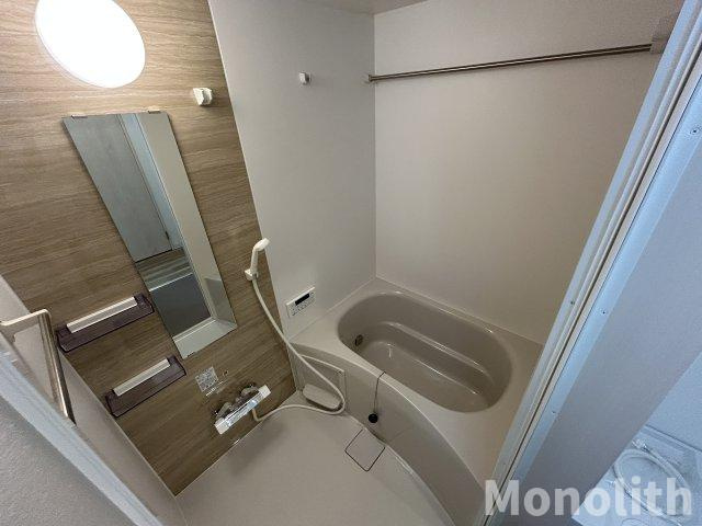 ジーメゾン岸和田ラクセルの浴室