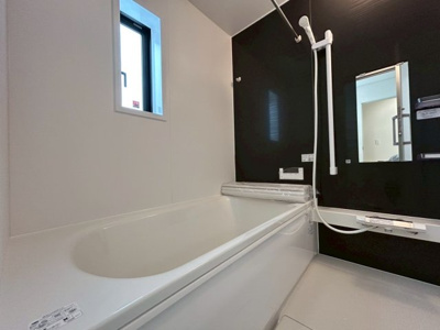 【浴室】 | うるま市天願　第2（全3棟）2号棟 | 2号棟　浴室換気乾燥機付き♪