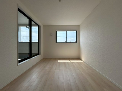 【洋室】 | うるま市天願　第2（全3棟）2号棟 | 2号棟　洋室7.5帖＋WIC1.5帖付き♪