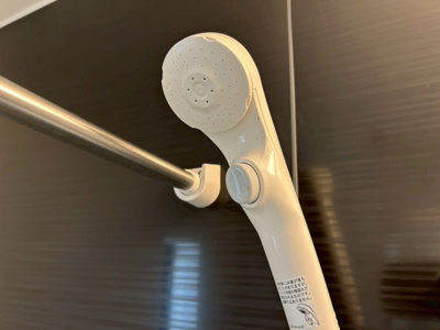 【浴室】 | うるま市天願　第2（全3棟）2号棟 | 2号棟　手元スイッチ付きシャワーヘッド♪