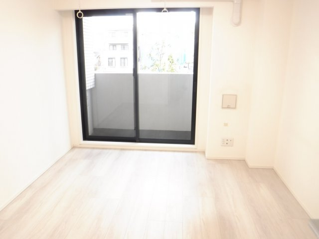 プレールドゥーク元住吉の洋室