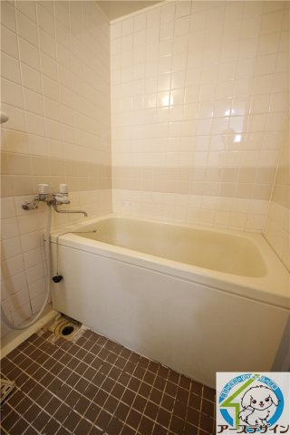 サンライフ大津和の浴室