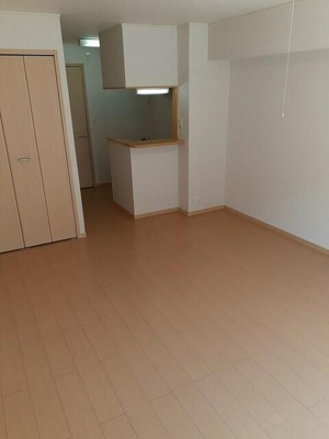 【居間・リビング】 | シャン・ド・フルール　Ｂ