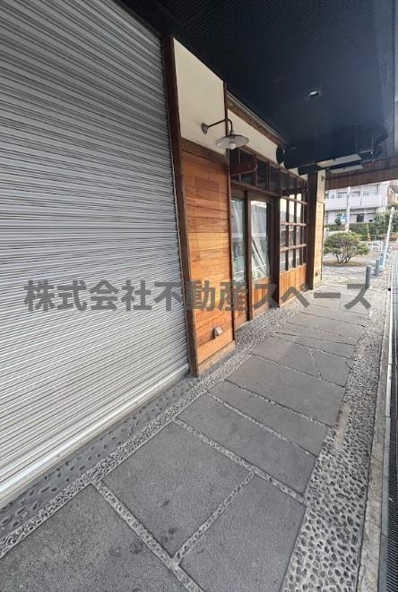 大阪市淀川区加島３丁目の店舗の外観