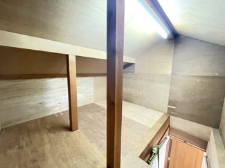 【収納】 | 和泉市いぶき野1丁目　戸建住宅 | 使わない荷物をすっきり収められる屋根裏収納スペース。季節物の家電や衣類、思い出の品などをまとめて保管できるため、居住空間を広々とお使いいただけます。