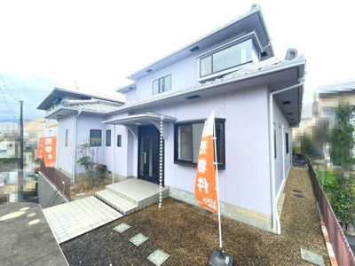 【外観】 | 和泉市いぶき野1丁目　戸建住宅 | 敷地面積　約224.84㎡(約68.01坪)
建物面積　約174.16㎡(約52.68坪)  