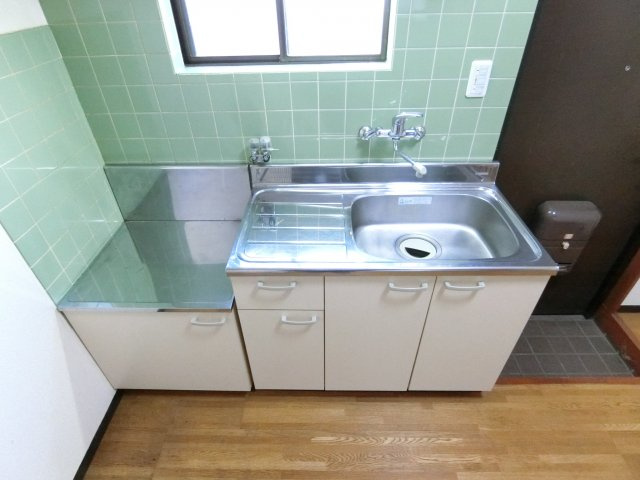 酒谷ハイツのキッチン