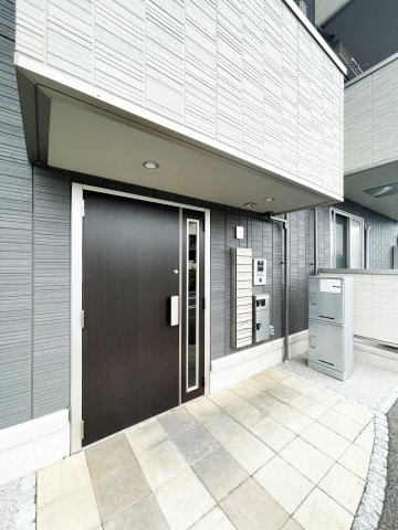 アル・ソーレ沖浜のエントランス