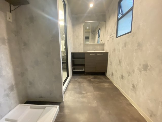 リーベスト御影B棟の独立洗面台