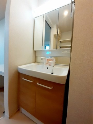 【洗面所】 | ステラ中島 | 脱衣スペースもあります