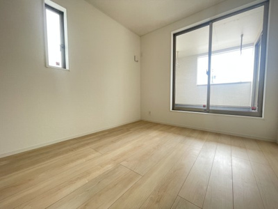 【洋室】 | うるま市天願　第2（全3棟）3号棟 | 3号棟　洋室5.7帖＋CL付き♪