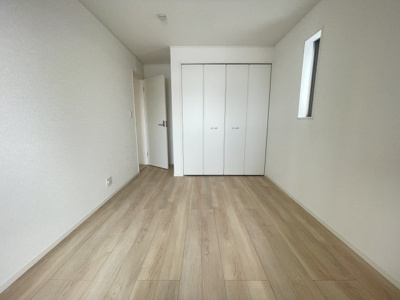 【洋室】 | うるま市天願　第2（全3棟）3号棟 | 3号棟　洋室5.7帖＋CL付き♪