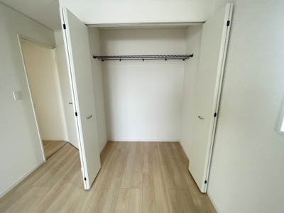 【収納】 | うるま市天願　第2（全3棟）3号棟 | 3号棟　洋室5.7帖＋CL付き♪