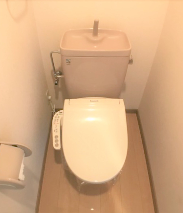 福岡県久留米市　一棟売マンション　全部屋40㎡超のトイレ
