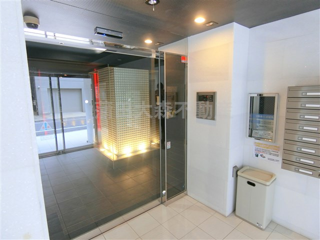 ヴェルシード蒲田のエントランス