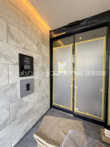 トラストメゾンしらぎくのエントランス