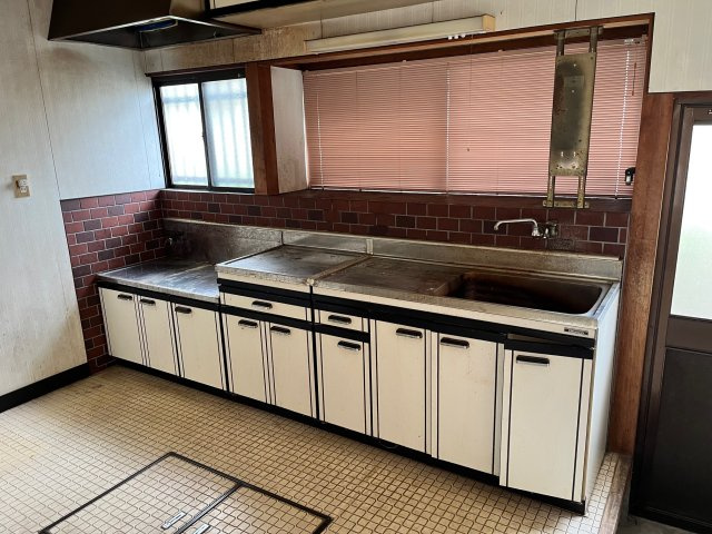 西大戸中古戸建のキッチン