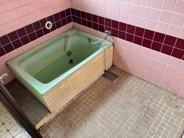 西大戸中古戸建の浴室