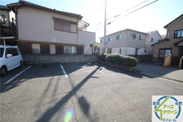 ルミナスハイツの駐車場|※類似部屋