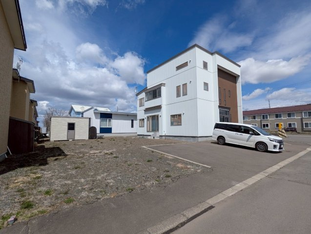 愛国西4丁目　中古二世帯住宅