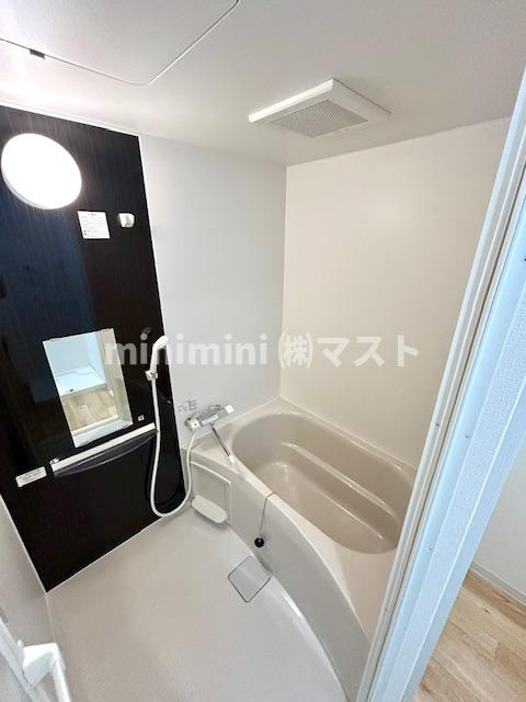 Raffine大阪九条の浴室