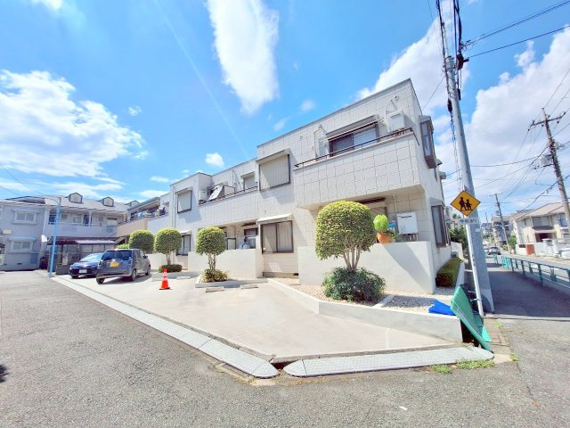 クラシーズコートの外観|住環境良好の立地