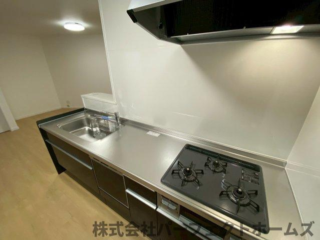 桜丘町戸建のキッチン|お料理しやすいキッチンです