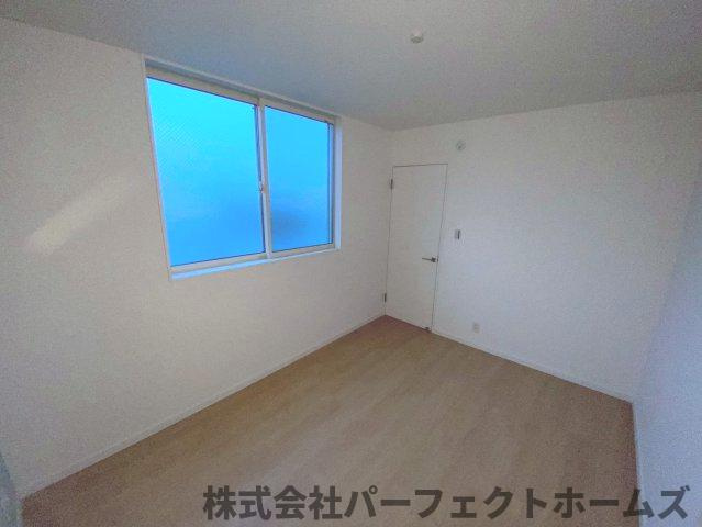 桜丘町戸建の洋室|スタンダードな洋室です