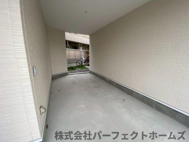 桜丘町戸建の駐車場|車をお持ちの方に嬉しい駐車場付きの物件です